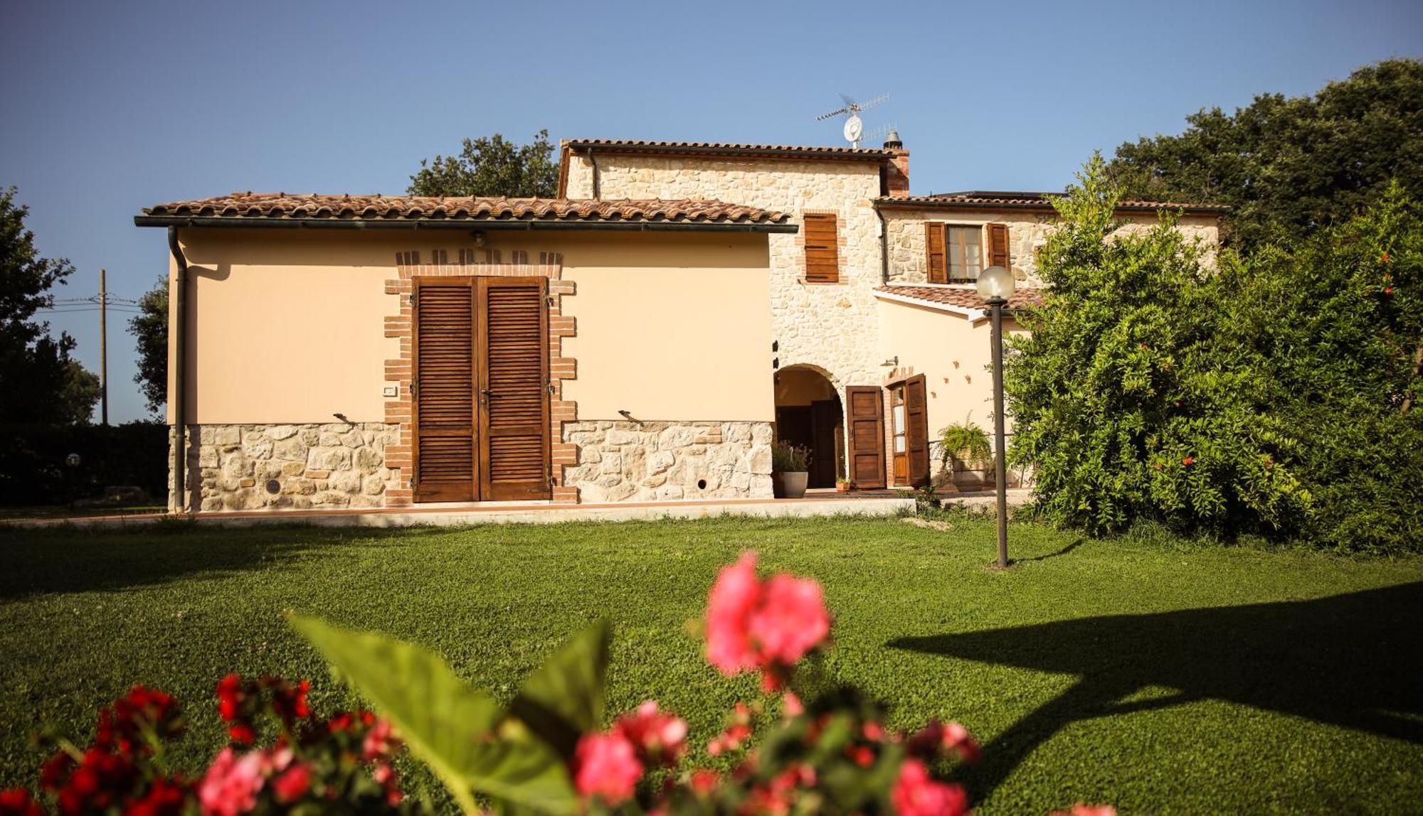 Agriturismo La Vecchia Quercia Монтемерано Екстер'єр фото